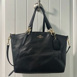 Coach Kelsey Satchel Pebbled Leather Crossbody Style F28993 2018 Black Authentic